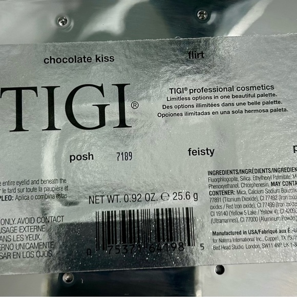 TIGI Vibrant Eyeshadow Palette - Gold, Blue, Brown, Black, Purple Hues - Picture 2 of 4